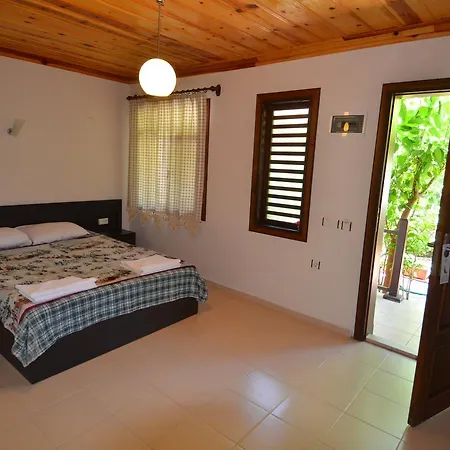 Umut & Beach Selimiye סלימייה