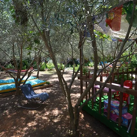 Guest house Umut & Beach Selimiye